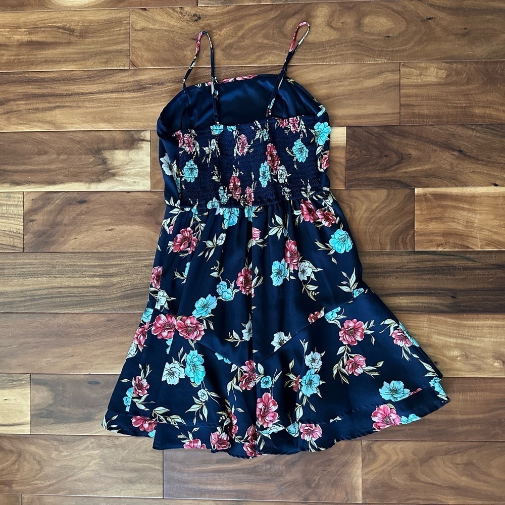 Xhilaration Navy Floral Flirty Dress size Small - Picture 3 of 4